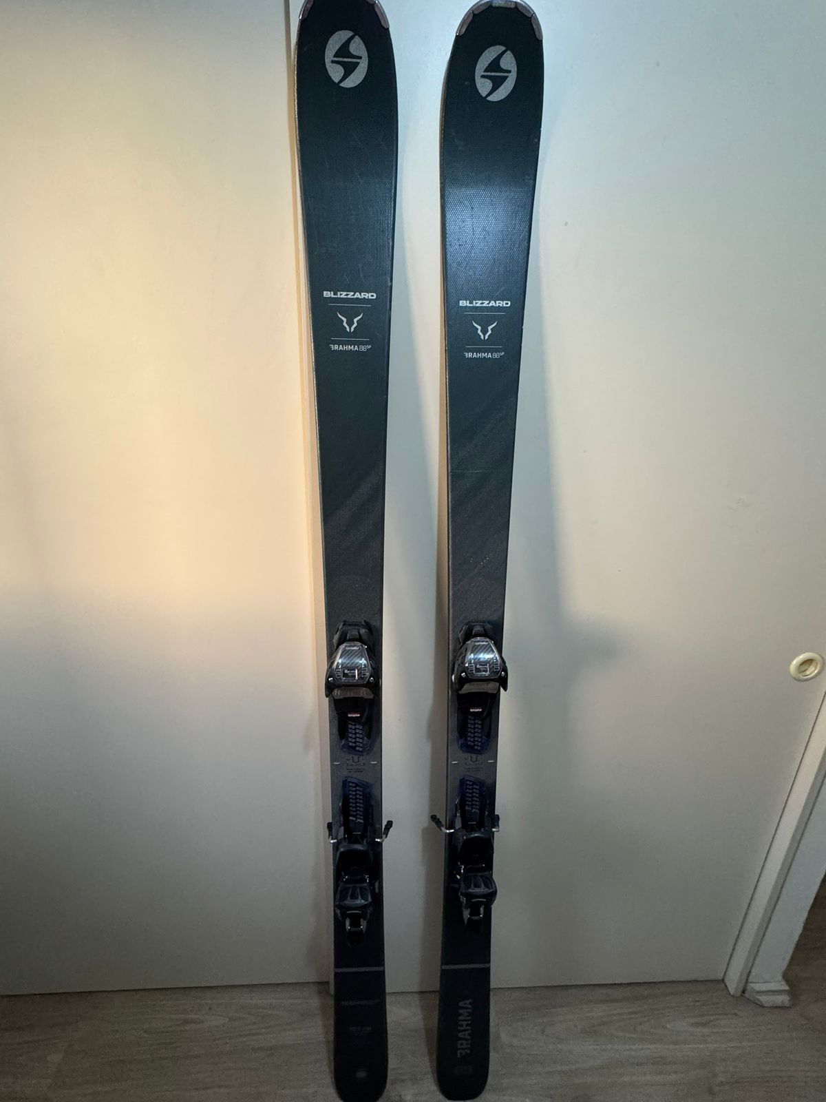 Blizzard Brahma 88 - 8