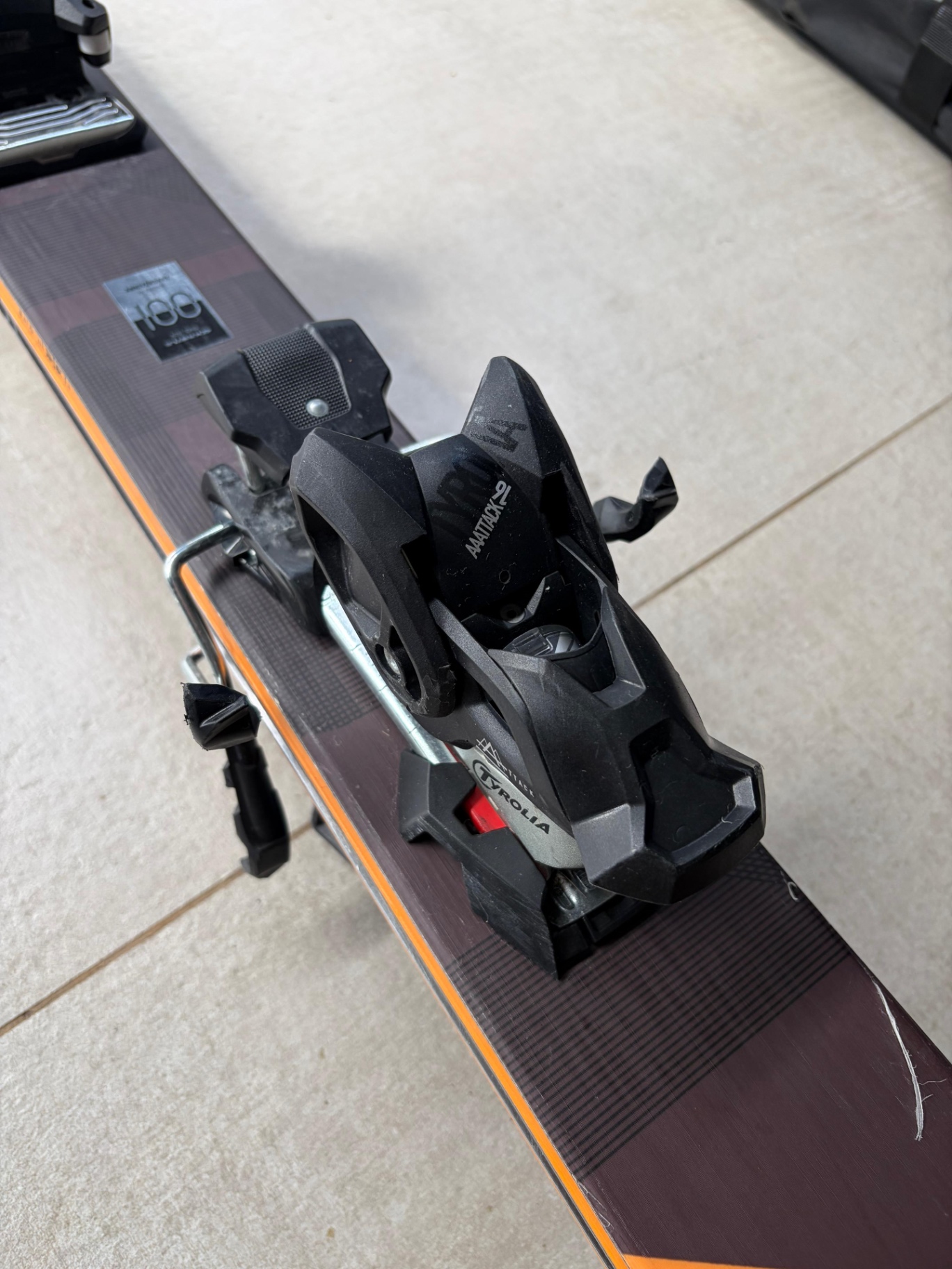 Kastle Paragon 101 - 7