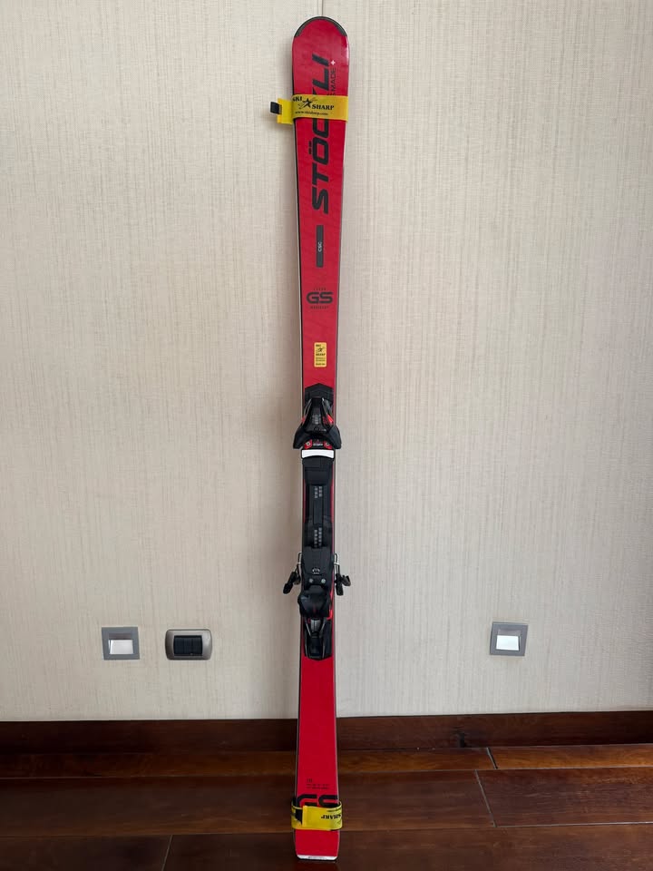 Stöckli Laser GS - 4